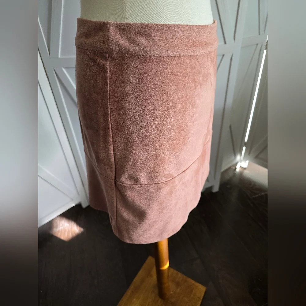 Lulus "Shenandoah" Faux Suede Mini Skirt - Picture 4 of 8